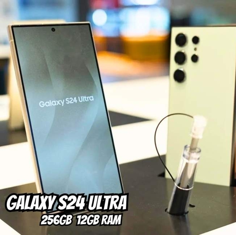 Smartphone Samsung Galaxy S24 Ultra, Galaxy AI, Selfie de 12MP, Tela de 6.8" 1-120Hz, 256GB, 12GB RAM - Titânio Smartphone Samsung Galaxy S24 Ultra, Galaxy AI, Selfie de 12MP, Tela de 6.8" 1-120Hz, 256GB, 12GB RAM - Titânio