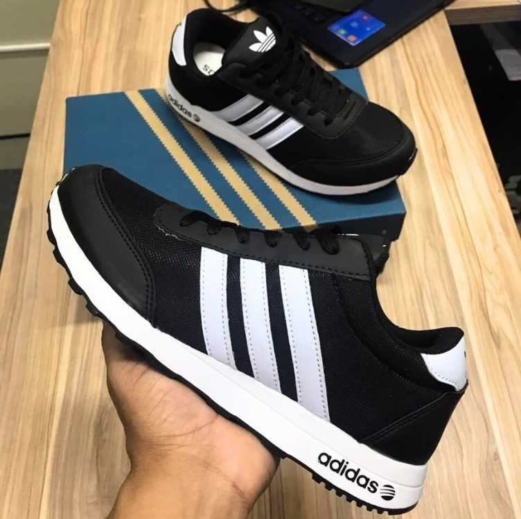 Tênis Esportivo Masculino E Feminino Run 50s adidas Novo Tênis Esportivo Masculino E Feminino Run 50s adidas Novo