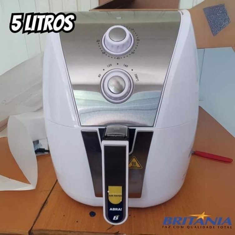 Fritadeira Air Fryer Britânia 5l 1500w Bfr40bi Branco - 220v Fritadeira Air Fryer Britânia 5l 1500w Bfr40bi Branco - 220v