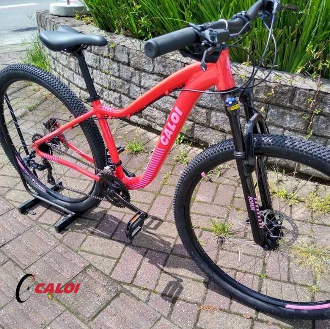 Bicicleta Caloi Evora TP CALOI EVORA TP A22 Vermelho - (R29V24) Bicicleta Caloi Evora TP CALOI EVORA TP A22 Vermelho - (R29V24)