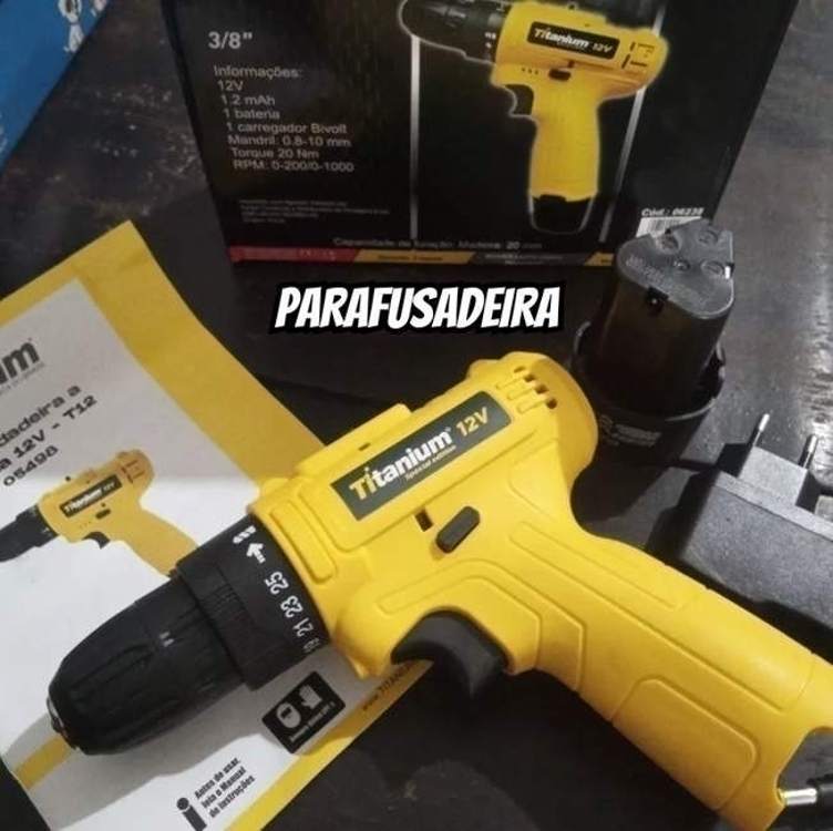 Parafusadeira Furadeira 12v 3/8pol 1,2ah 6238 Titanium 110v/220v Parafusadeira Furadeira 12v 3/8pol 1,2ah 6238 Titanium 110v/220v