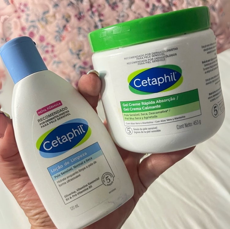 Kit Compre Ganhe Cetaphil Creme 453g + Loção De Limpeza 120ml Kit Compre Ganhe Cetaphil Creme 453g + Loção De Limpeza 120ml