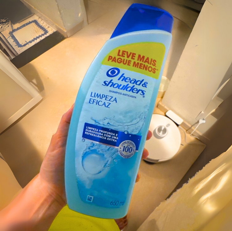 Shampoo Anticaspa Head & Shoulders Limpeza Eficaz 650 ml Shampoo Anticaspa Head & Shoulders Limpeza Eficaz 650 ml