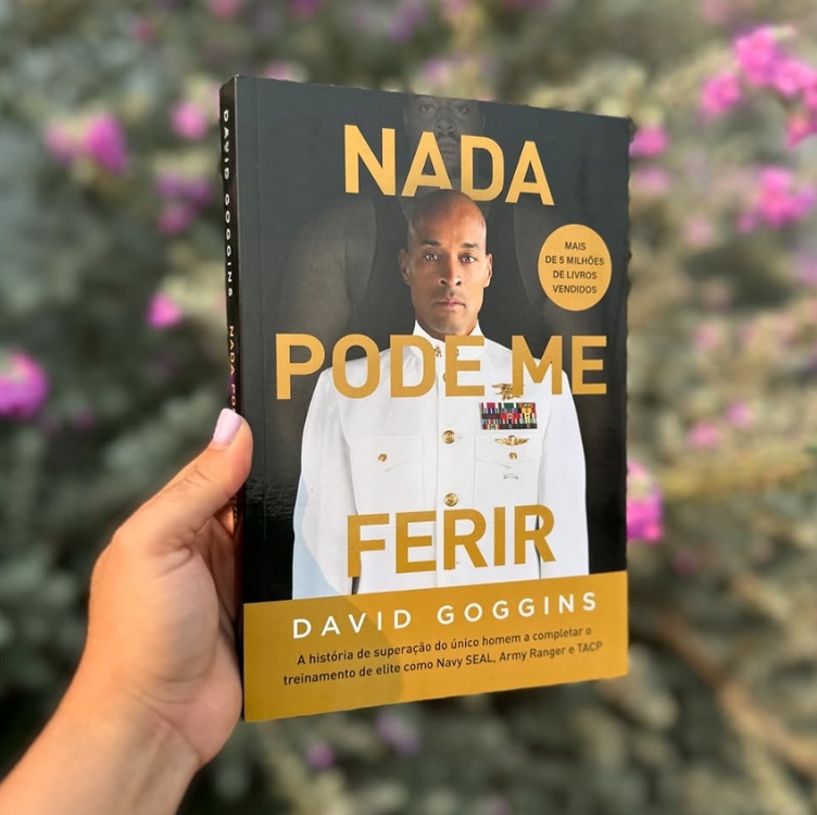 Livro - Nada Pode Me Ferir Capa Comum – 11 Abril 2023 Livro - Nada Pode Me Ferir Capa Comum – 11 Abril 2023