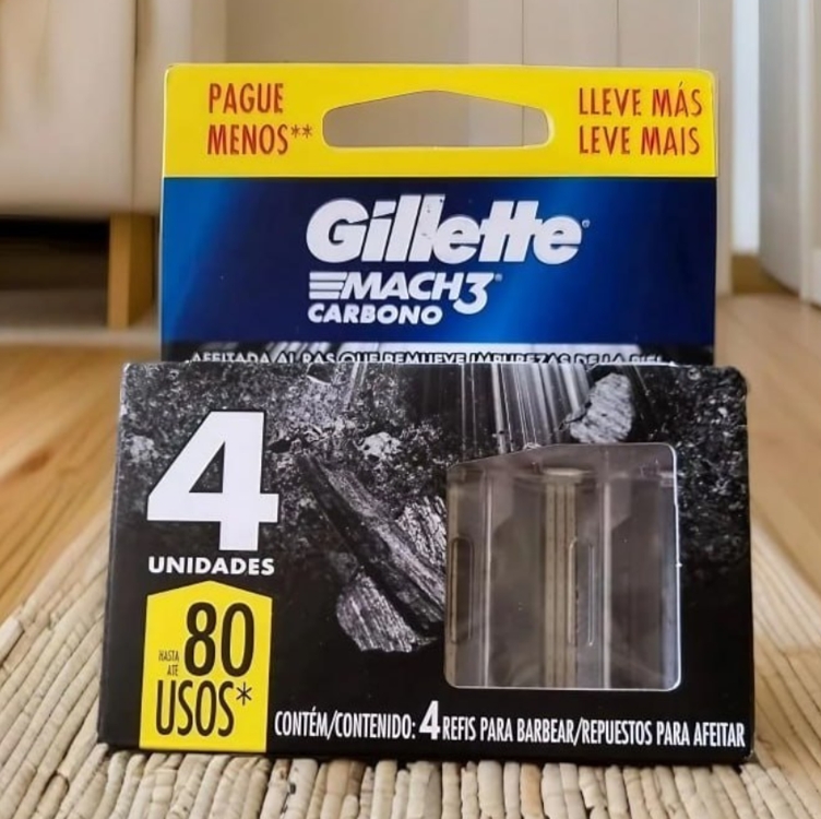 Gillette Mach3 Carbono Refil para Aparelho de Barbear reutilizável, com Carvão Ativado e Fita Lubrificante Melhorada 4 Uds Gillette Mach3 Carbono Refil para Aparelho de Barbear reutilizável, com Carvão Ativado e Fita Lubrificante Melhorada 4 Uds