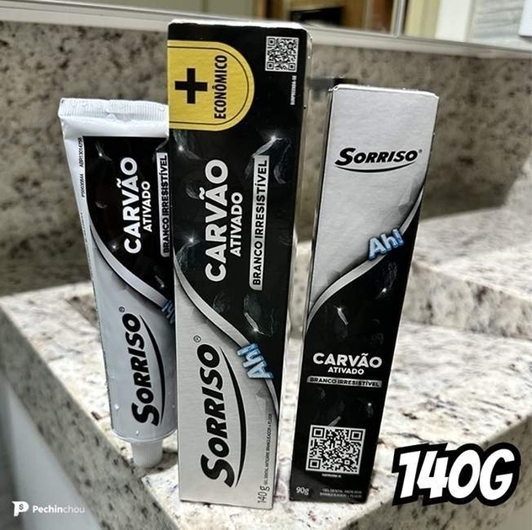 Creme Dental Clareador Sorriso Carvão Ativado 140g Creme Dental Clareador Sorriso Carvão Ativado 140g