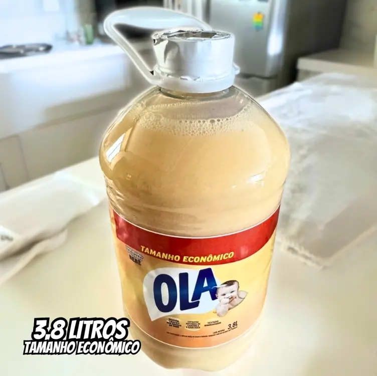 Sabão Líquido Ola Bebê para Roupas Finas e Delicadas 3,8l Sabão Líquido Ola Bebê para Roupas Finas e Delicadas 3,8l