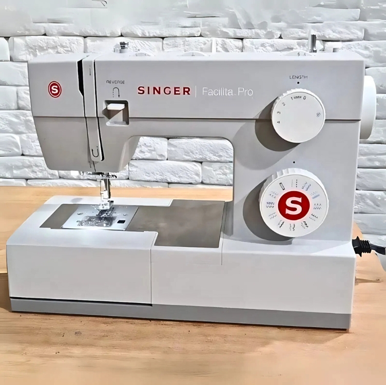 Máquina de Costura Doméstica Singer Facilita Pro 4411 - Cinza Máquina de Costura Doméstica Singer Facilita Pro 4411 - Cinza