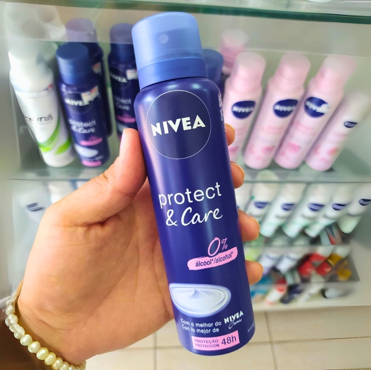NIVEA Desodorante Antitranspirante Aerossol Protect & Care 200ml - Proteção eficaz de 72 horas contra suor e mau odor, com cuidado intensivo e a melhor fragrância do NIVEA Creme NIVEA Desodorante Antitranspirante Aerossol Protect & Care 200ml - Proteção eficaz de 72 horas contra suor e mau odor, com cuidado intensivo e a melhor fragrância do NIVEA Creme