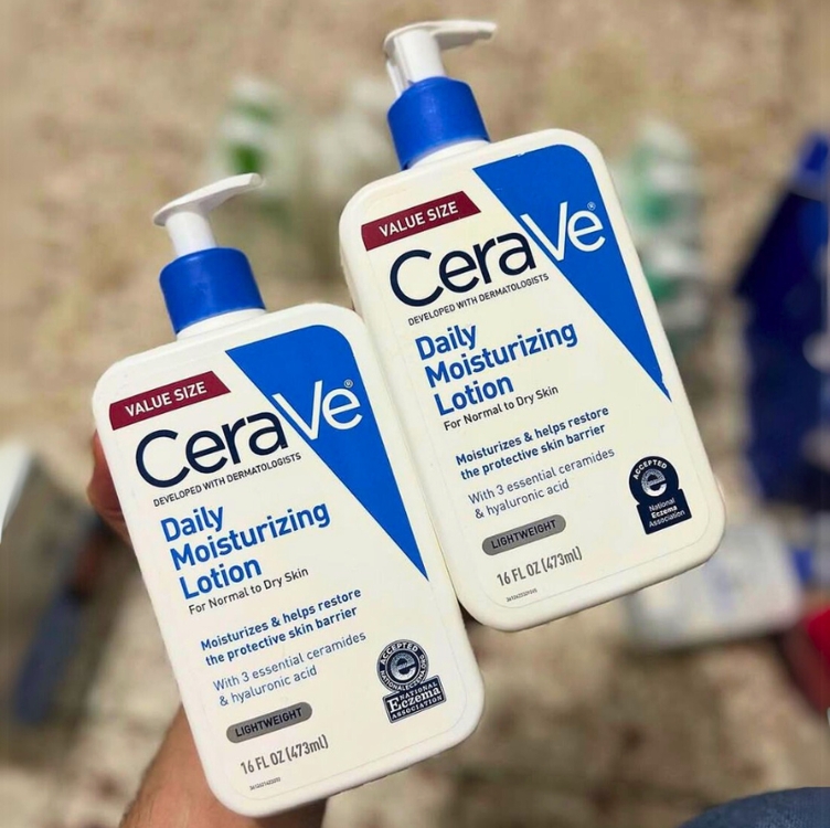 CeraVe Kit com Duas Loções Hidratantes CeraVe Kit com Duas Loções Hidratantes
