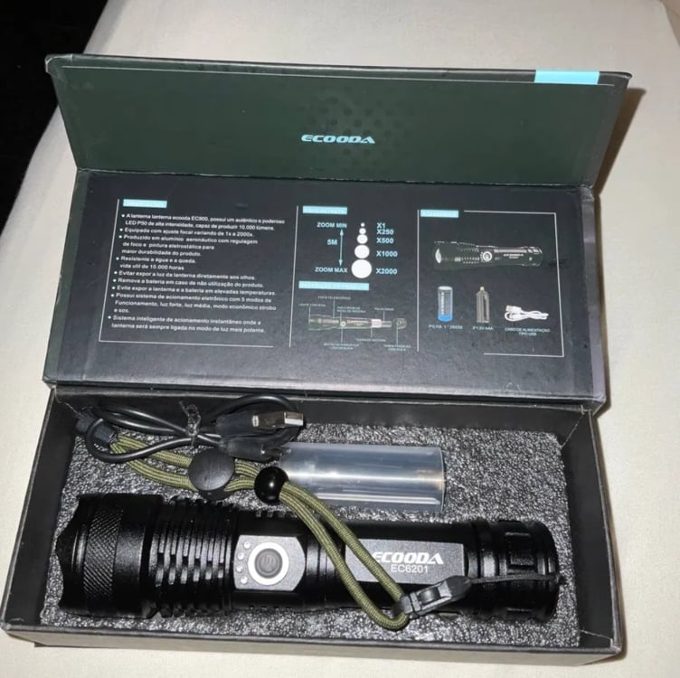 Lanterna Tática Mais Forte Do Mundo T9 Potente Led Cree Usb Lanterna Tática Mais Forte Do Mundo T9 Potente Led Cree Usb