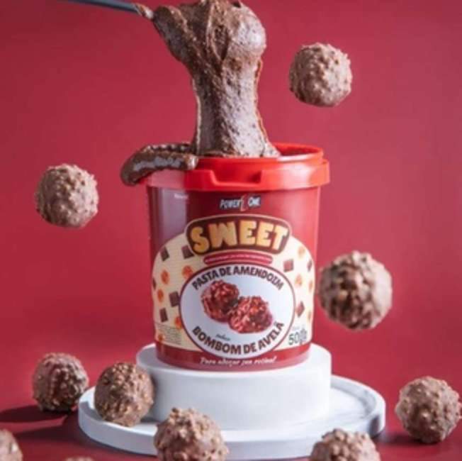 Pasta de Amendoim Sweet - 500g Bombom de Avelã - Power One Pasta de Amendoim Sweet - 500g Bombom de Avelã - Power One