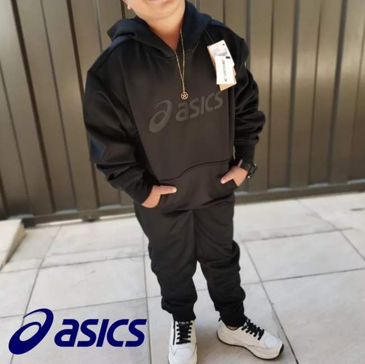 Conjunto de Agasalho Infantil ASICS com Capuz Internal Fechado Conjunto de Agasalho Infantil ASICS com Capuz Internal Fechado