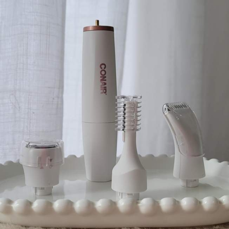 Conair, Depilador Feminino, Aparador Facial e Corporal, À Pilha, 5 Acessórios, All-In-One - Sem Fio Conair, Depilador Feminino, Aparador Facial e Corporal, À Pilha, 5 Acessórios, All-In-One - Sem Fio