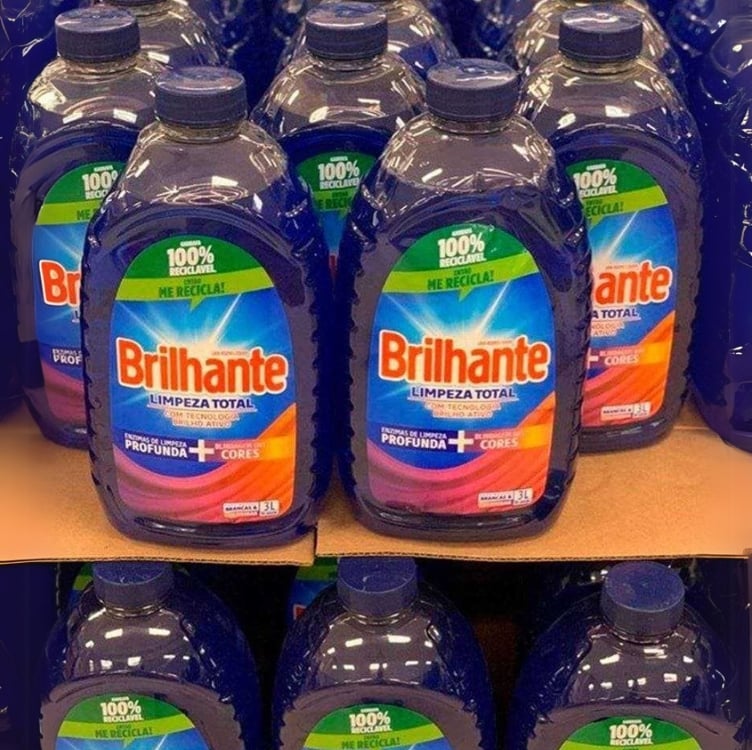 Brilhante Limpeza Total - Lava Roupas Líquido 3L Brilhante Limpeza Total - Lava Roupas Líquido 3L