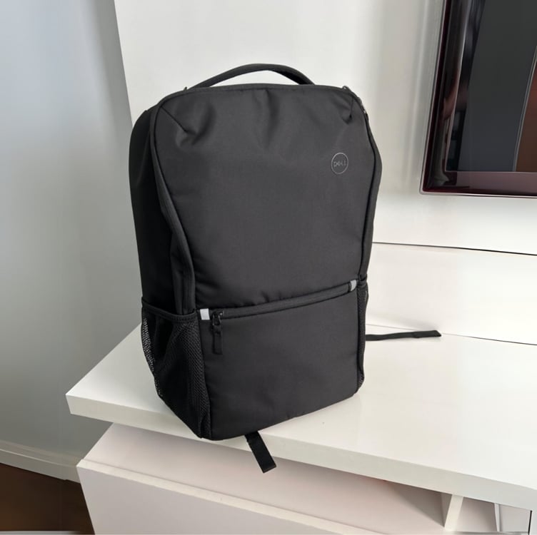 Mochila Dell 14-16 EcoLoop - CP3724 Mochila Dell 14-16 EcoLoop - CP3724