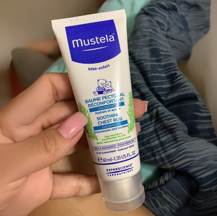 Mustela Bálsamo Reconfortante 40Ml Para Massagem Peitoral Nos Bebês Conforto De Gripes E Resfriados Fragrância Refrescante De Pinho E 97% De Ingredientes De Origem Natural Mustela Bálsamo Reconfortante 40Ml Para Massagem Peitoral Nos Bebês Conforto De Gripes E Resfriados Fragrância Refrescante De Pinho E 97% De Ingredientes De Origem Natural