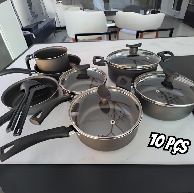 Jogo de Panelas 10 Peças Preto Antiaderente c/Tampa de Vidro e Utensílios Jogo de Panelas 10 Peças Preto Antiaderente c/Tampa de Vidro e Utensílios