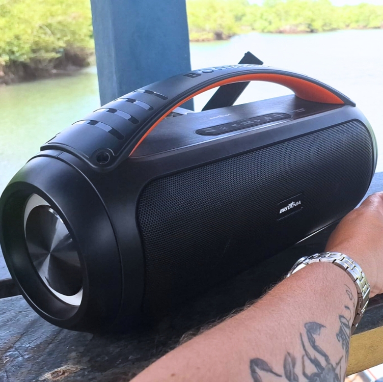 Speaker Extreme Britânia BBS200BT Flash Lights TWS 200W Bivolt Speaker Extreme Britânia BBS200BT Flash Lights TWS 200W Bivolt