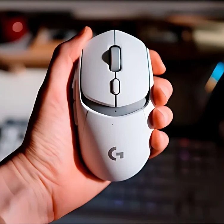 Mouse Gamer sem fio Logitech G309 LIGHTSPEED com Switches LIGHTFORCE, Sensor HERO 25K, 6 botões programáveis, Compatível com PC/macOS/Windows - Branco Mouse Gamer sem fio Logitech G309 LIGHTSPEED com Switches LIGHTFORCE, Sensor HERO 25K, 6 botões programáveis, Compatível com PC/macOS/Windows - Branco