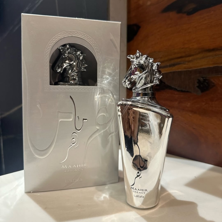 Perfume Lattafa Maahir Legacy Eau de Parfum (100ml) Masculino Perfume Lattafa Maahir Legacy Eau de Parfum (100ml) Masculino