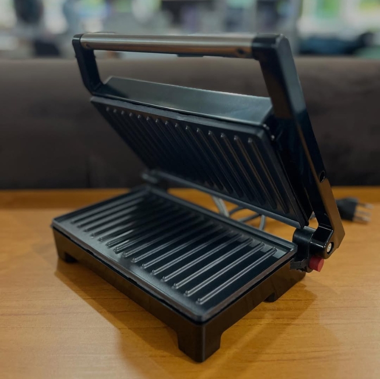 Sanduicheira Grill Misteira Elétrica Omeleteira Multifuncional Aço Inox Chapa Antiaderente A5 Austin 127v Sanduicheira Grill Misteira Elétrica Omeleteira Multifuncional Aço Inox Chapa Antiaderente A5 Austin 127v