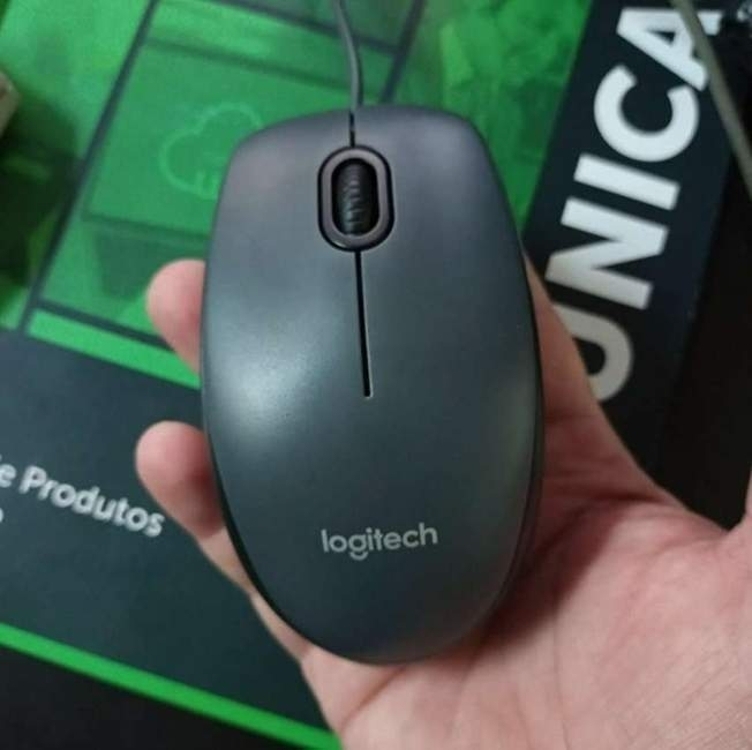 Mouse com fio USB Logitech M90 com Design Ambidestro e Facilidade Plug and Play Mouse com fio USB Logitech M90 com Design Ambidestro e Facilidade Plug and Play