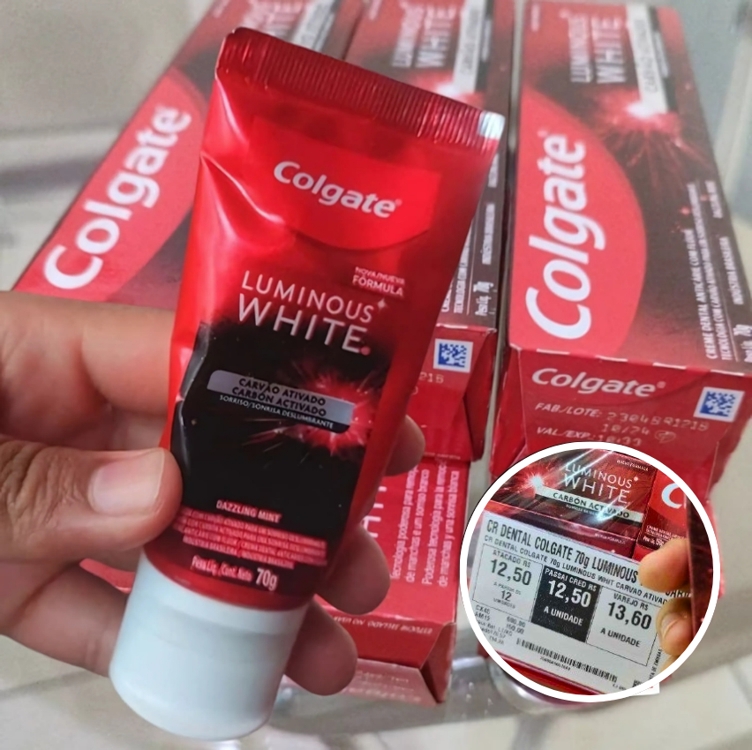Colgate Creme Dental Clareador Luminous White Carvão Ativado 70G Colgate Creme Dental Clareador Luminous White Carvão Ativado 70G