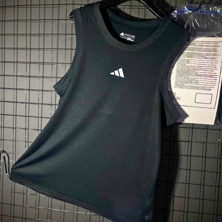 Regata Adidas Treino Básica Masculina - Preto+Branco Regata Adidas Treino Básica Masculina - Preto+Branco