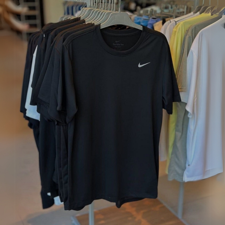 Camiseta Nike Legend Masculina - Preto+Branco Camiseta Nike Legend Masculina - Preto+Branco