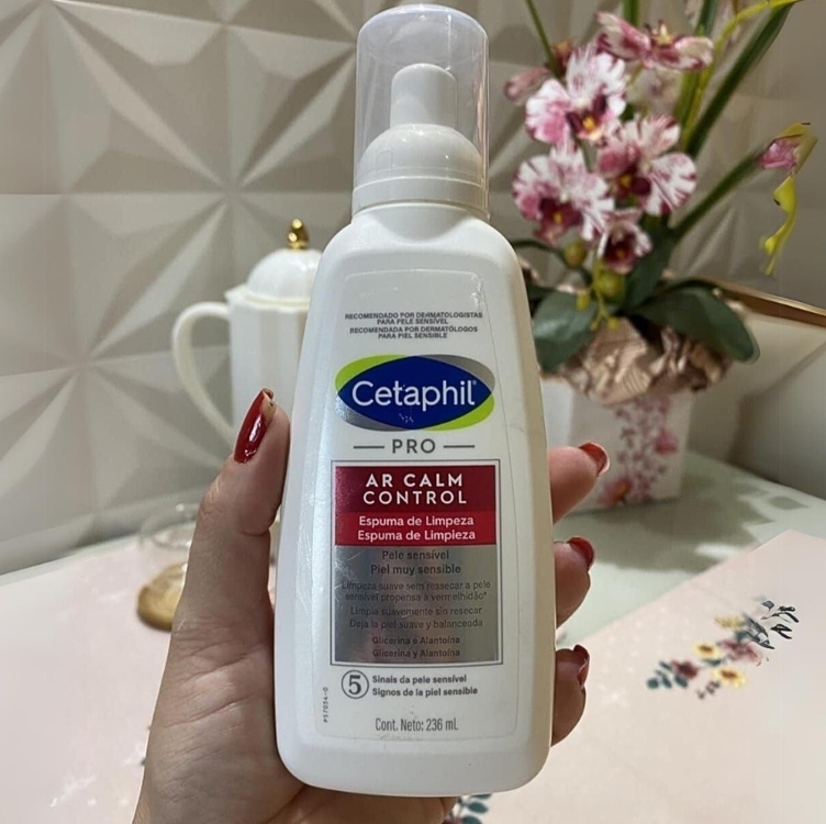 Cetaphil Pro AR Calm Control Espuma De Limpeza Facial 236ml Cetaphil Pro AR Calm Control Espuma De Limpeza Facial 236ml