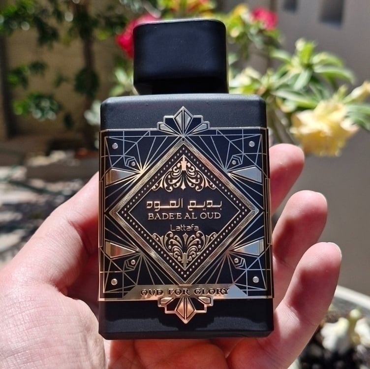Perfume Lattafa Perfumes Bade'e Al Oud Oud for Glory 100mL Perfume Lattafa Perfumes Bade'e Al Oud Oud for Glory 100mL