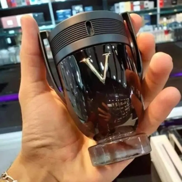 Invictus Victory Paco Rabanne EDP - Perfume Masculino 200ml Invictus Victory Paco Rabanne EDP - Perfume Masculino 200ml