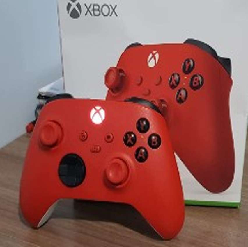 Controle sem Fio Xbox - Pulse Red Controle sem Fio Xbox - Pulse Red
