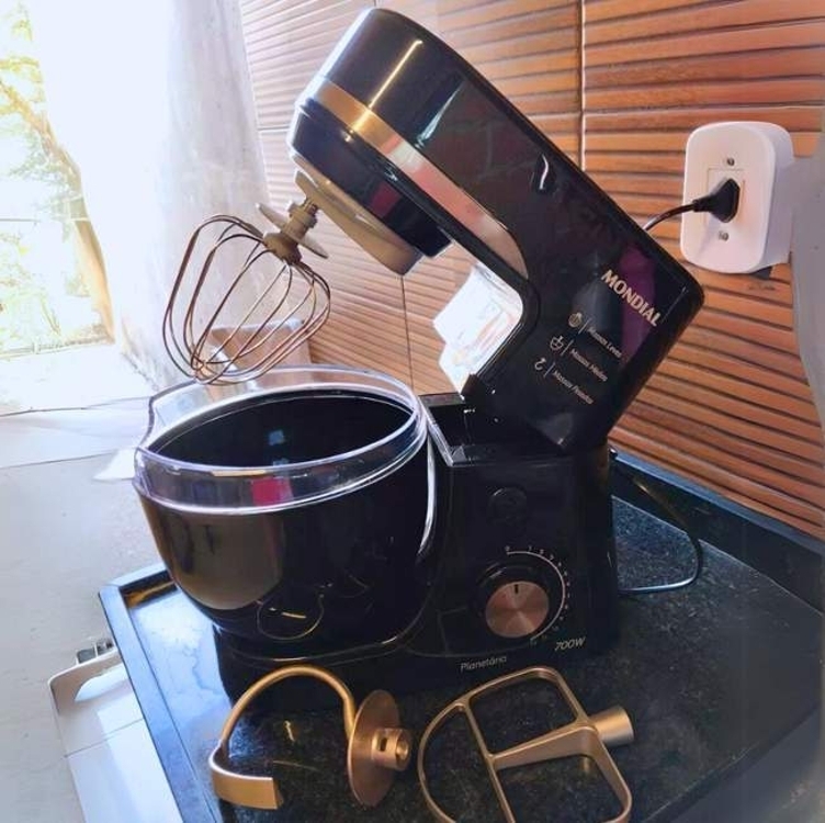 Batedeira Planetária 700w 12 Velocidades Bp-03 Mondial Cor Preto Frequência 60 110V Batedeira Planetária 700w 12 Velocidades Bp-03 Mondial Cor Preto Frequência 60 110V