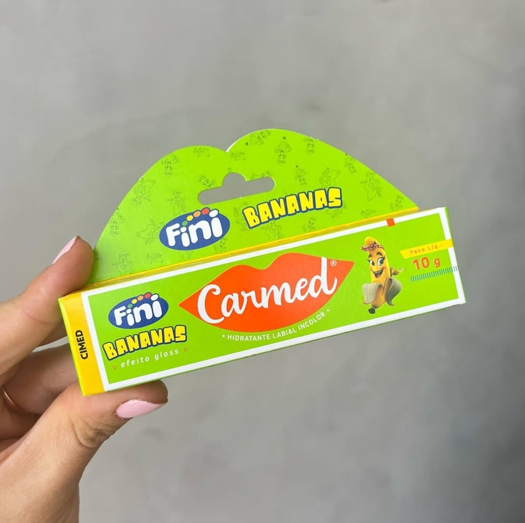 CARMED Fini Bananas Hidratante Labial 10g CARMED Fini Bananas Hidratante Labial 10g