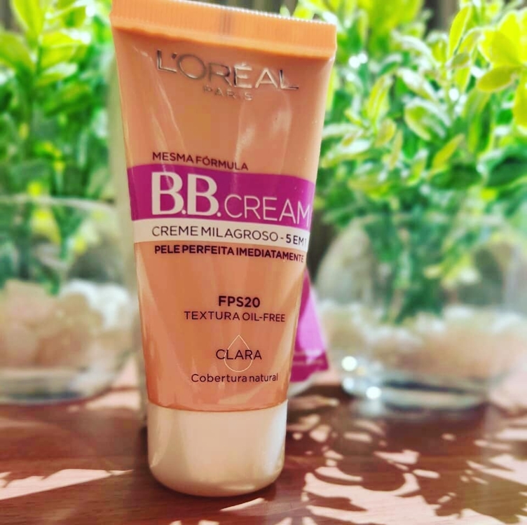 Base BB Cream L'Oréal Paris Dermo Expertise Cor Clara FPS 20, 30ml Base BB Cream L'Oréal Paris Dermo Expertise Cor Clara FPS 20, 30ml
