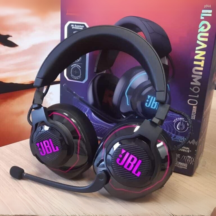Headset JBL Quantum 910 Gamer Wireless RGB Hi-Res, PS5, PS4, Nintendo Switch - JBLQ910WLBLK Headset JBL Quantum 910 Gamer Wireless RGB Hi-Res, PS5, PS4, Nintendo Switch - JBLQ910WLBLK