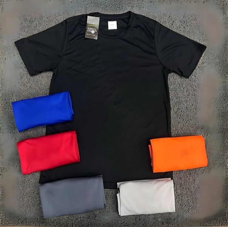 Kit 5 Camisetas Básicas Masculina Dry Fit Lisa Tradicional Kit 5 Camisetas Básicas Masculina Dry Fit Lisa Tradicional