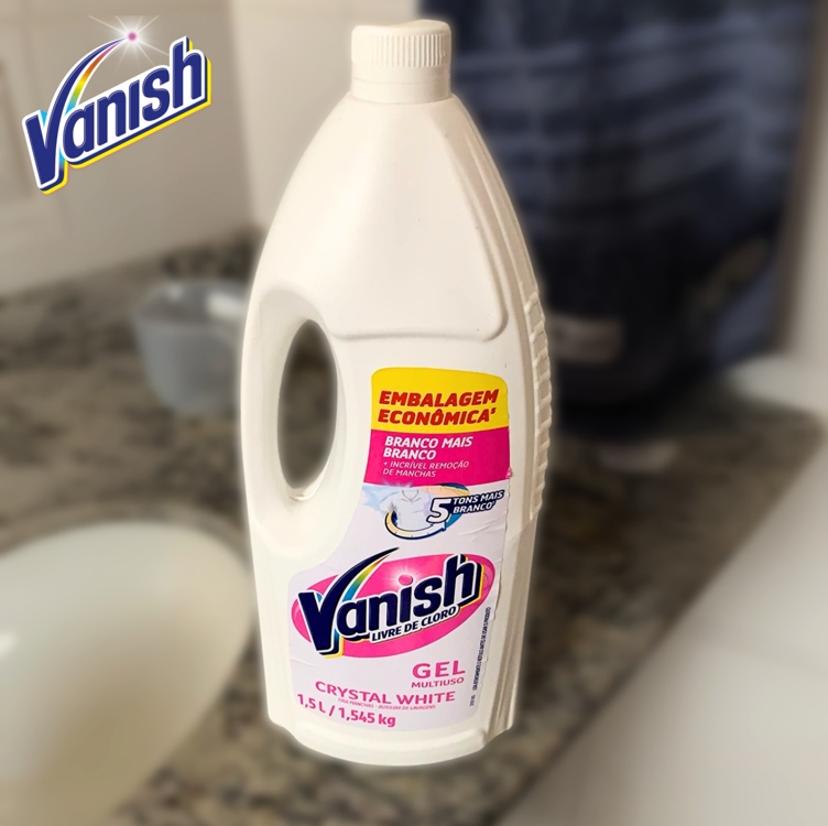 Tira Manchas Vanish Líquido Crystal White para roupas brancas 1,5L Tira Manchas Vanish Líquido Crystal White para roupas brancas 1,5L