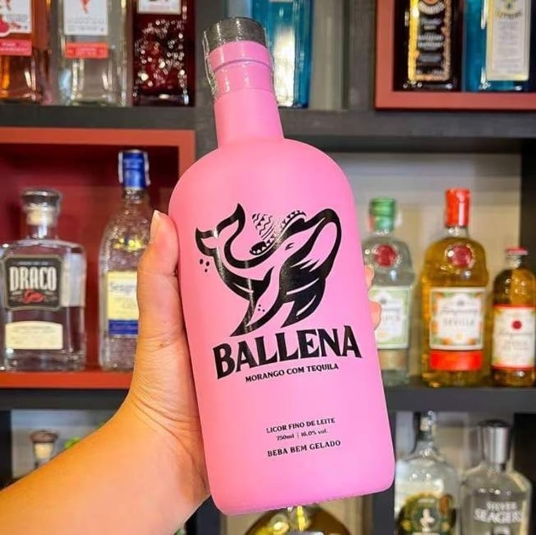 Creme De Morango Com Tequila Ballena Creme De Morango Com Tequila Ballena