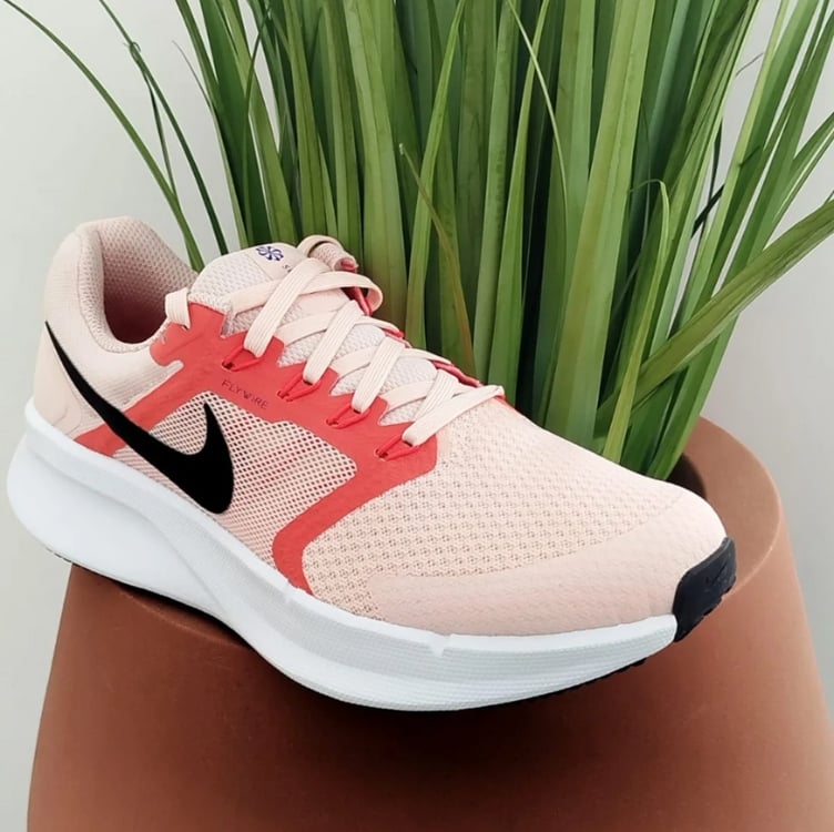 Tênis Nike Run Swift 3 Feminino Tênis Nike Run Swift 3 Feminino