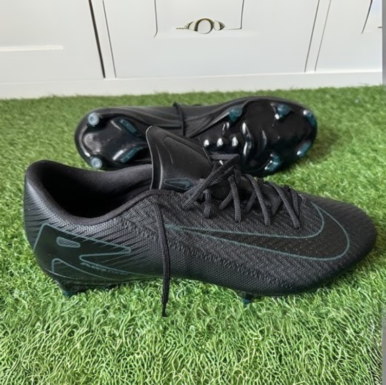 Chuteira Nike Mercurial Vapor 16 Club Campo Chuteira Nike Mercurial Vapor 16 Club Campo