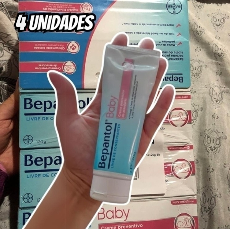 Kit com 4 Cremes Pomada de Assadura 120gr Cada - Bepantol Kit com 4 Cremes Pomada de Assadura 120gr Cada - Bepantol