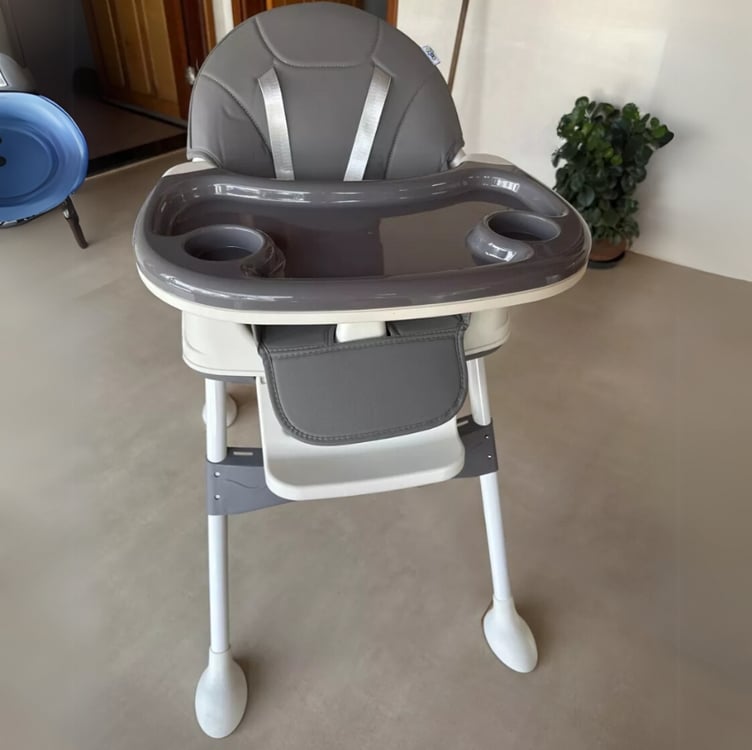 Cadeira De Refeição Portátil Para Bebê Honey Cinza Maxi Baby Cadeira De Refeição Portátil Para Bebê Honey Cinza Maxi Baby