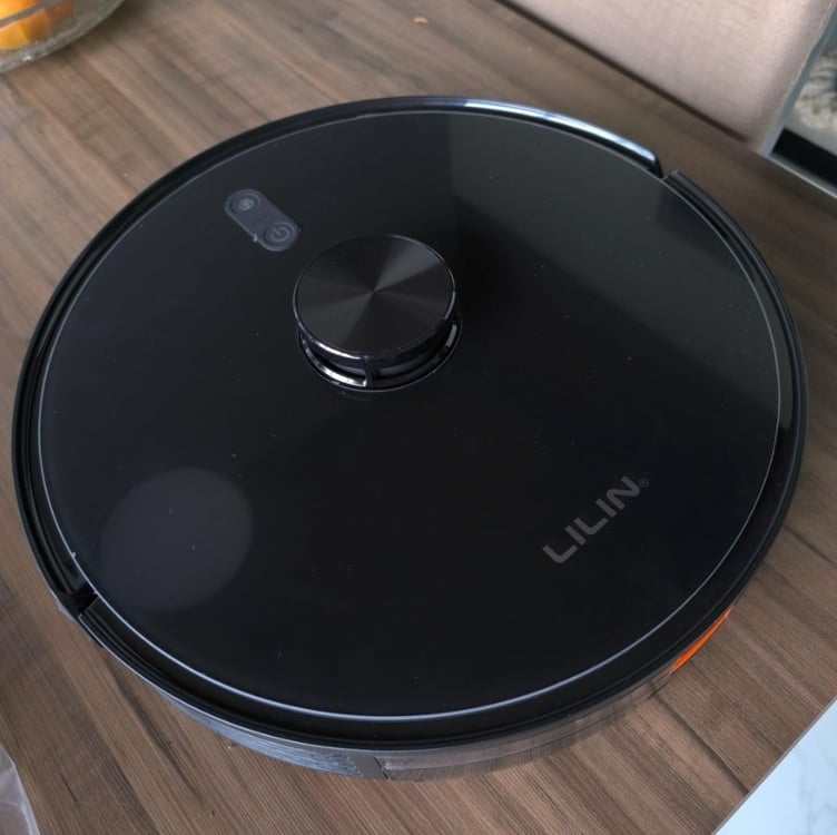 Robô Aspirador de Pó Liectroux XR500 Aspira e Passa Pano Voz em Português Mapeamento Inteligente Armazena Vários Mapas Bivolt Volta a Carregar Sozinho Compatível com Alexa (Preto) Robô Aspirador de Pó Liectroux XR500 Aspira e Passa Pano Voz em Português Mapeamento Inteligente Armazena Vários Mapas Bivolt Volta a Carregar Sozinho Compatível com Alexa (Preto)