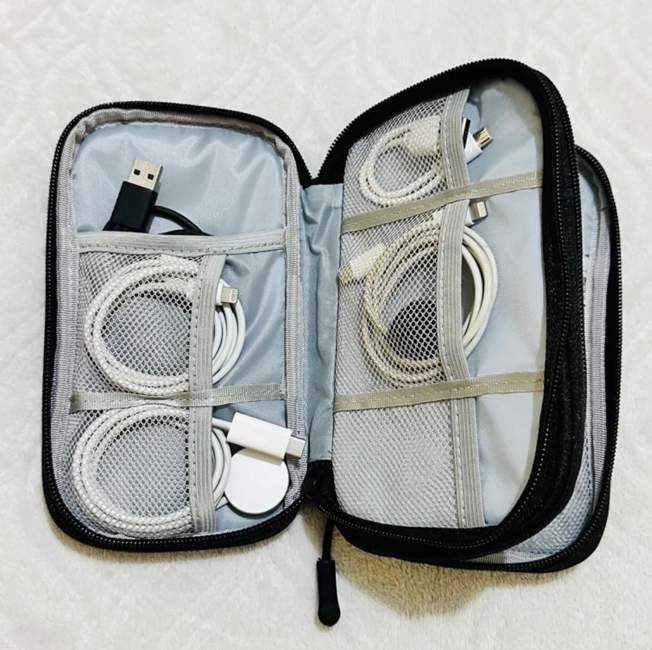 FYY organizador eletrônico, bolsa organizadora de cabo de viagem bolsa de acessórios eletrônicos bolsa de transporte portátil impermeável dupla camadas bolsa de armazenamento tudo-em-um para cabo, cabo, carregador, telefone, fone de ouvido preto FYY organizador eletrônico, bolsa organizadora de cabo de viagem bolsa de acessórios eletrônicos bolsa de transporte portátil impermeável dupla camadas bolsa de armazenamento tudo-em-um para cabo, cabo, carregador, telefone, fone de ouvido preto