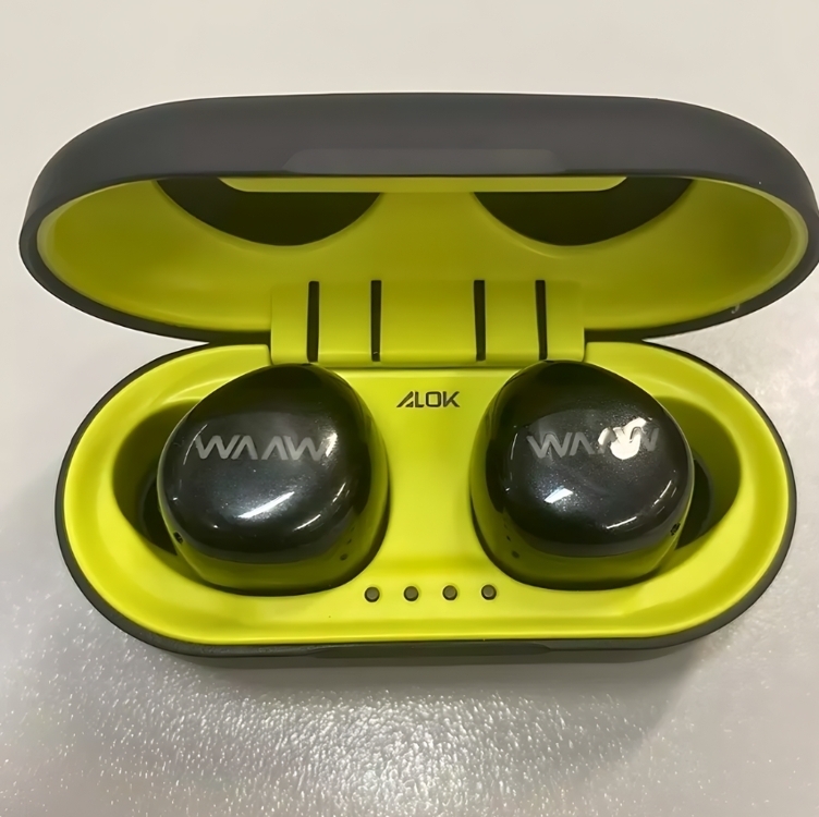 WAAW by ALOK Fone de Ouvido Bluetooth Intra-Auricular Sem Fio, Com Microfone e Toque inteligente WAAW MOB 100EB, Preto e Verde WAAW by ALOK Fone de Ouvido Bluetooth Intra-Auricular Sem Fio, Com Microfone e Toque inteligente WAAW MOB 100EB, Preto e Verde