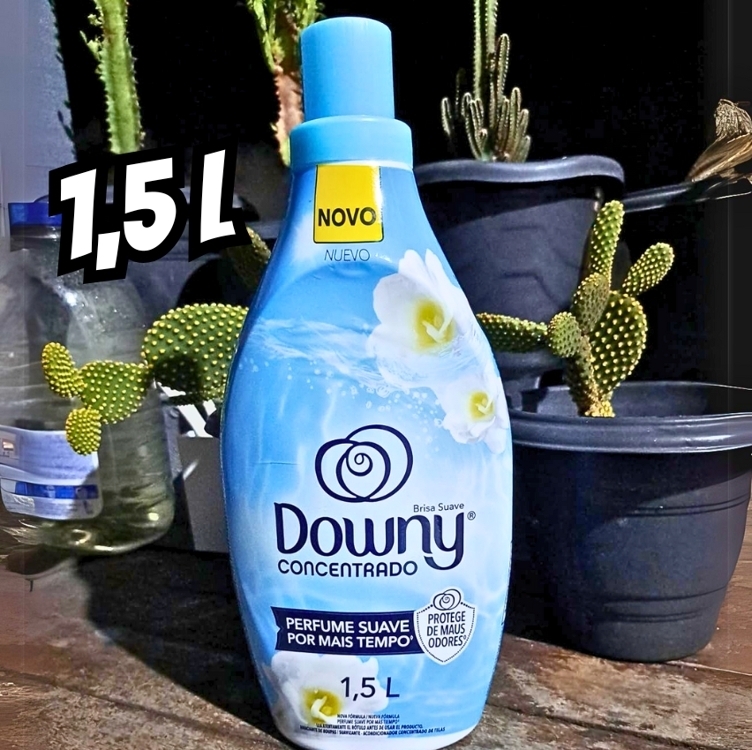 Downy Brisa Suave Amaciante Concentrado 1,5L Downy Brisa Suave Amaciante Concentrado 1,5L