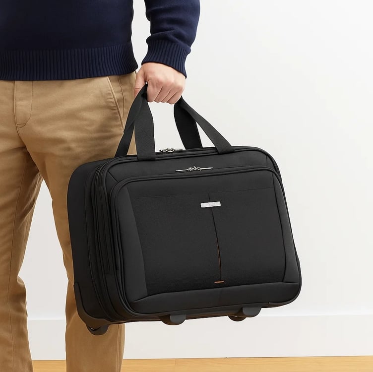 Samsonite Pasta com Rodas Guard It Preto 17" Samsonite Pasta com Rodas Guard It Preto 17"